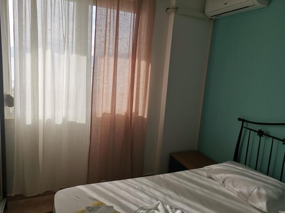 Relax Rental Vlorë Exteriör bild
