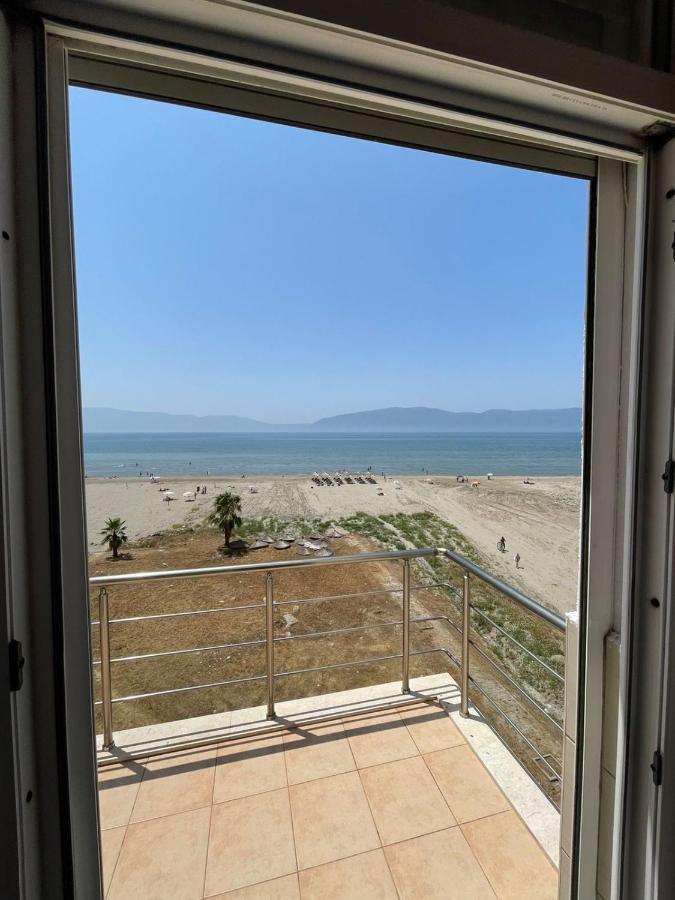 Relax Rental Vlorë Exteriör bild