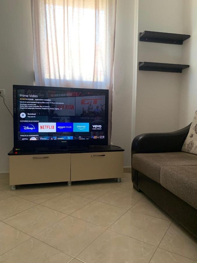 Relax Rental Vlorë Exteriör bild